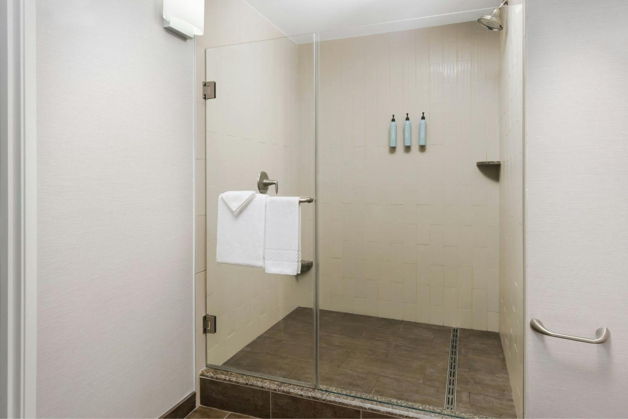 Courtyard By Marriott Los Angeles Woodland Hills Luaran gambar