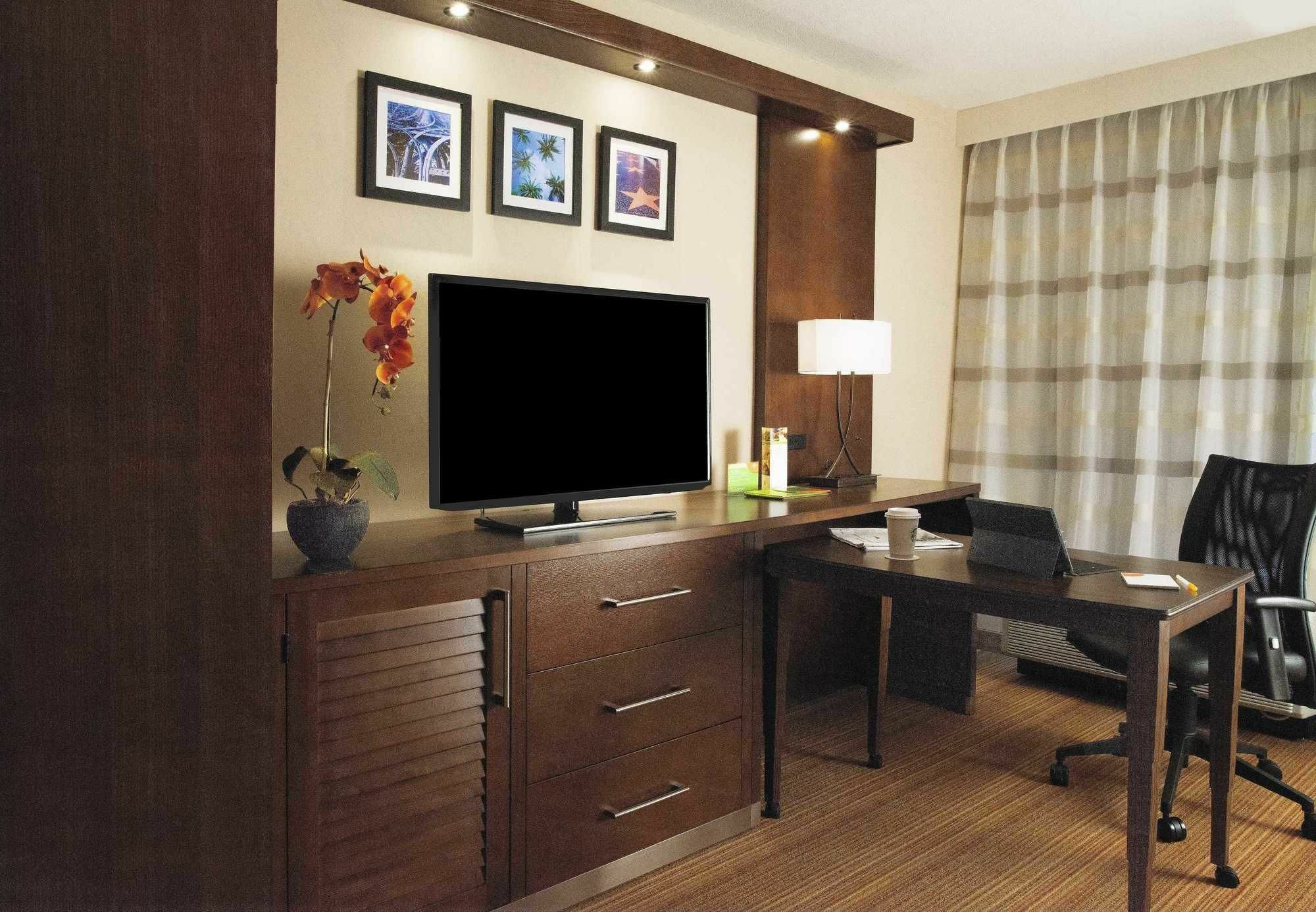Courtyard By Marriott Los Angeles Woodland Hills Luaran gambar